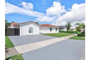 13961 156th Terrace, Miami, FL 33177 - MLS#F10544894