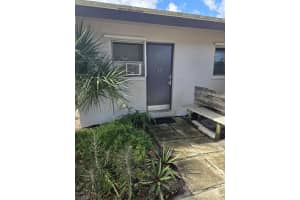 541 Ne 45th Street 17, Boca Raton, Fl 33431 Boca Raton, FL 33431 - Off Market