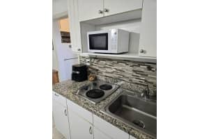 541 Ne 45th Street 17, Boca Raton, Fl 33431 Boca Raton, FL 33431 - Off Market