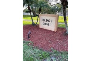 3001 W Rolling Hills Circle 608, Davie, Fl 33328, Davie
