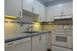 2831 Somerset Drive 106, Lauderdale Lakes, Fl 33311, Lauderdale Lakes