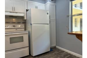 2831 Somerset Drive, Lauderdale Lakes, FL 33311 - MLS#F10545066