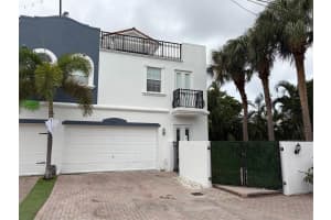 732 15th Avenue, Fort Lauderdale, FL 33304 - MLS#F10545083