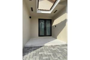 8455 190th Terrace, Hialeah, FL 33015 - MLS#F10545101