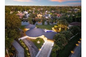 700 Old Nob Hill Road, Plantation, FL 33324 - MLS#F10545133