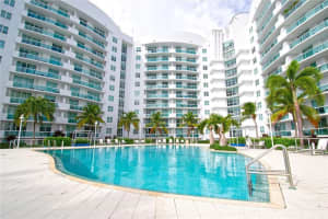 7900 Harbor Island Drive, North Bay Village, FL 33141 - MLS#F10545139