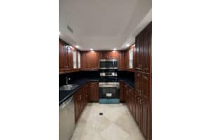 1985 Ocean Drive, Hallandale Beach, FL 33009 - MLS#F10545152