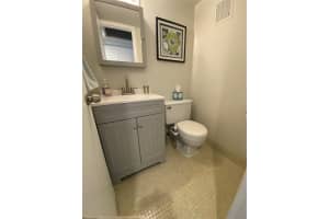 1023 Cambridge B 1023, Deerfield Beach, FL 33442, Deerfield Beach, FL 33442 - MLS#F10545203