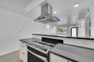 200 25th Street, Fort Lauderdale, FL 33311 - MLS#F10545285