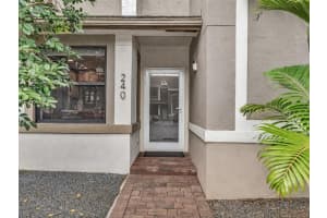 240 City View Drive, Fort Lauderdale, FL 33311 - MLS#F10545350