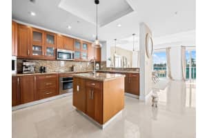 516 Hendricks Isle, Fort Lauderdale, FL 33301 - MLS#F10545366