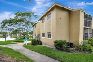 660 Cypress Club Way, Deerfield Beach, FL 33064 - MLS#F10545462