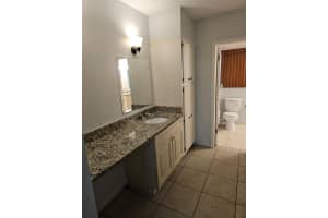 5335 10th Court, Plantation, FL 33313 - MLS#F10545481