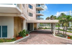 3000 Holiday Drive, Fort Lauderdale, FL 33316 - MLS#F10545500