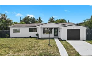 48 7th Street, Hollywood, FL 33004 - MLS#F10545503