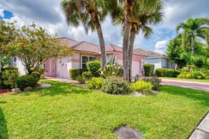 2824 Waters Edge Circle, Greenacres, FL 33413 - MLS#F10545520