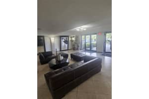 701 19th Street, Fort Lauderdale, FL 33311 - MLS#F10545533