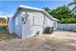 1389 W 33, Riviera Beach, FL 33404, Riviera Beach, FL 33404 - MLS#F10545537