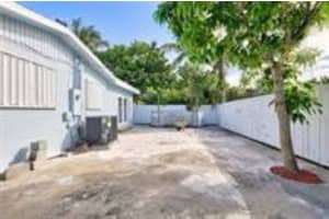 1389 W 33, Riviera Beach, FL 33404, Riviera Beach, FL 33404 - MLS#F10545537