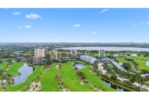 2400 Presidential Way, West Palm Beach, FL 33401 - MLS#F10545565