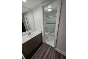 18335 68 Avenue, Hialeah, FL 33015 - MLS#F10545583