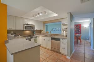 1831 Sabal Palm Drive, Davie, FL 33324 - MLS#F10545722