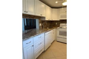 2615 3rd Court, Boynton Beach, FL 33435 - MLS#F10545737