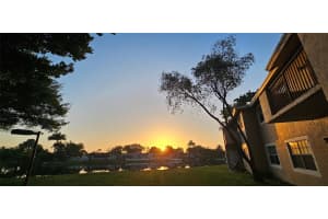 2001 96th Terrace, Pembroke Pines, FL 33024 - MLS#F10545777