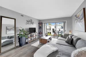 2161 42nd Court, Lighthouse Point, FL 33064 - MLS#F10545808