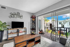 2161 42nd Court, Lighthouse Point, FL 33064 - MLS#F10545808