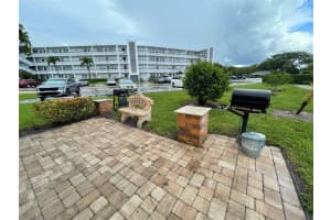 139 Oakridge J 139, Deerfield Beach, FL 33442, Deerfield Beach, FL 33442 Sold 03/25/26