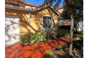 10061 2nd Street, Plantation, FL 33324 - MLS#F10545865