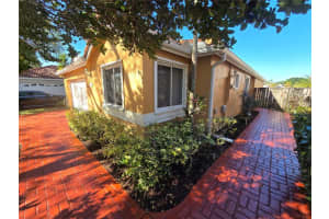 10061 2nd Street, Plantation, FL 33324 - MLS#F10545865