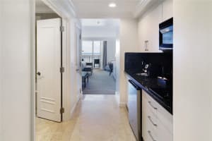 601 Ft Lauderdale Bch Boulevard, Fort Lauderdale, FL 33304 - MLS#F10545889