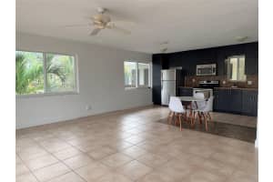 600 S Luna Court 29, Hollywood, Fl 33021 Hollywood, FL 33021 - Off Market