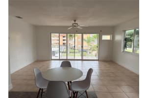 600 S Luna Court 29, Hollywood, Fl 33021 Hollywood, FL 33021 - Off Market