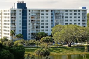 4200 Hillcrest Drive, Hollywood, FL 33021 - MLS#F10546250