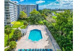 4200 Hillcrest Drive, Hollywood, FL 33021 - MLS#F10546250