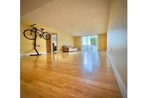 2801 183rd Street, Aventura, FL 33160 - MLS#F10546292