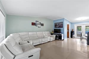 9174 Military Trail, Palm Beach Gardens, FL 33410 - MLS#F10546293