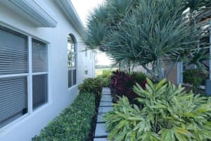 9016 Lakes Boulevard, West Palm Beach, FL 33412 - MLS#F10546305