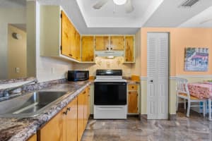 10 Willowbrook Lane, Delray Beach, FL 33446 - MLS#F10546399