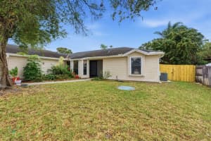 1258 Cynthia Street, Port Saint Lucie, FL 34983 - MLS#F10546403