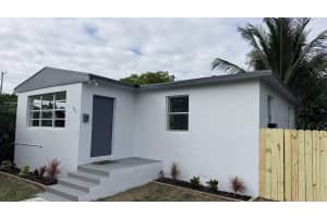 2745 Funston Street, Hollywood, FL 33020 - MLS#F10546490