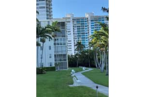 2859 Leonard Drive, Aventura, FL 33160 - MLS#F10546540