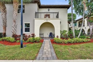 2977 St John Drive, Hollywood, FL 33024 - MLS#F10546607