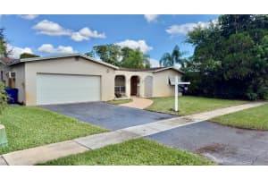 9061 54th Street, Cooper City, FL 33328 - MLS#F10546623