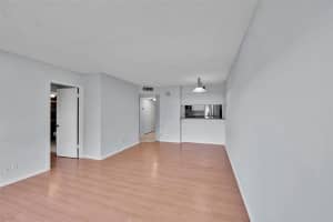 906 Twin Lakes Drive, Coral Springs, FL 33071 - MLS#F10546624