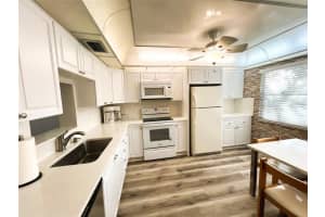 2101 Lucaya Bend, Coconut Creek, FL 33066 - MLS#F10546646