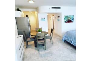 100 Lincoln Road, Miami Beach, FL 33139 - MLS#F10546709